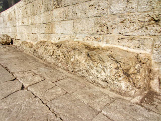 Second temple remains temple mount