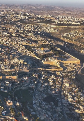 helicopter tour over jerusalem