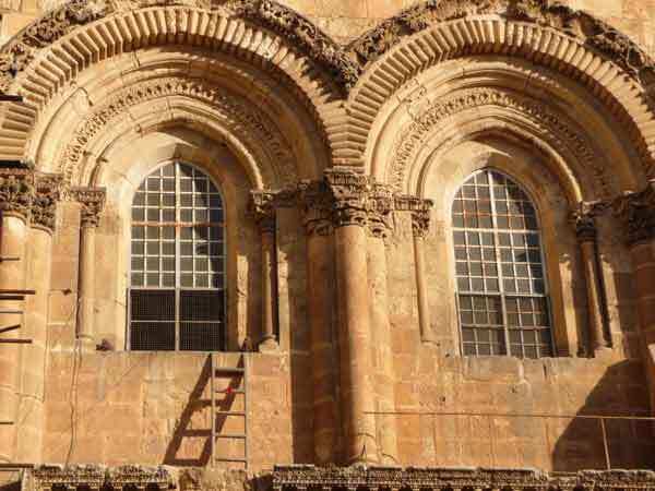 holy sepulchre ladder moved