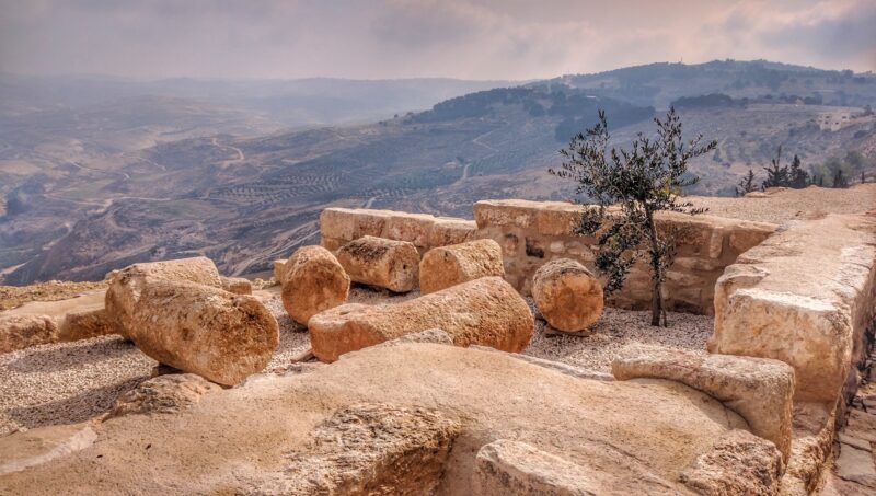 mount-nebo-antiquities