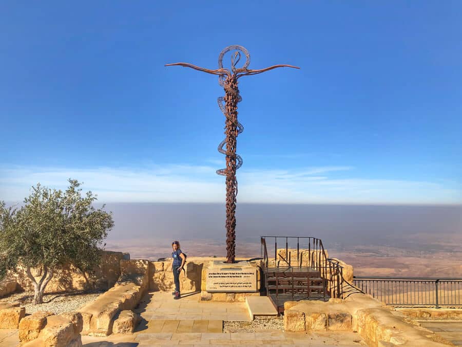 mount-nebo-cross