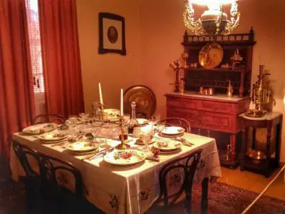 aharonson family house zichron